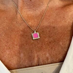 NEW Silpada Cool Hue Pendant Necklace, a splash of pink. Retired